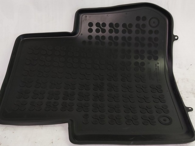 Citroen C3 Picasso utángyártott új gumiszőnyeg garnitúra 03201205