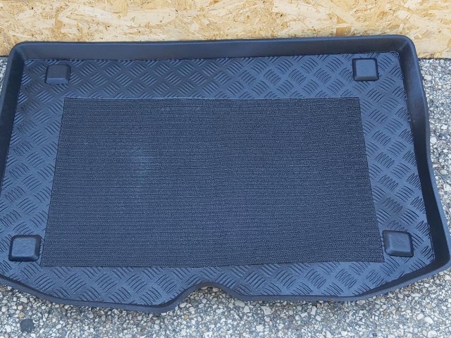 Citroen C3 Picasso utángyártott új csomagtértálca 100129