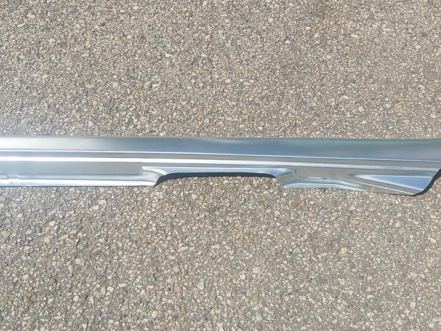 Fiat Punto II.-III. 5 ajtós utángyártott új jobb oldali küszöb 71716097