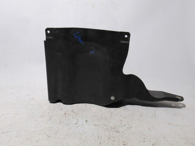 Fiat Linea benzines jobb oldali alsó motorvédő burkolat 51842816