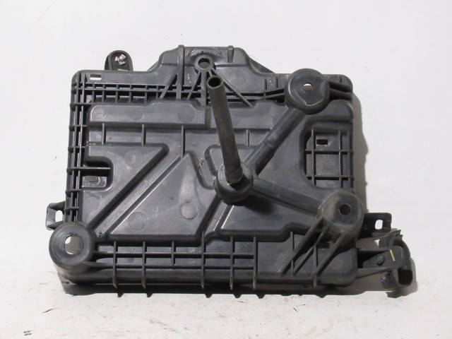 Alfa Romeo, Fiat akkumulátor tálca 55702622