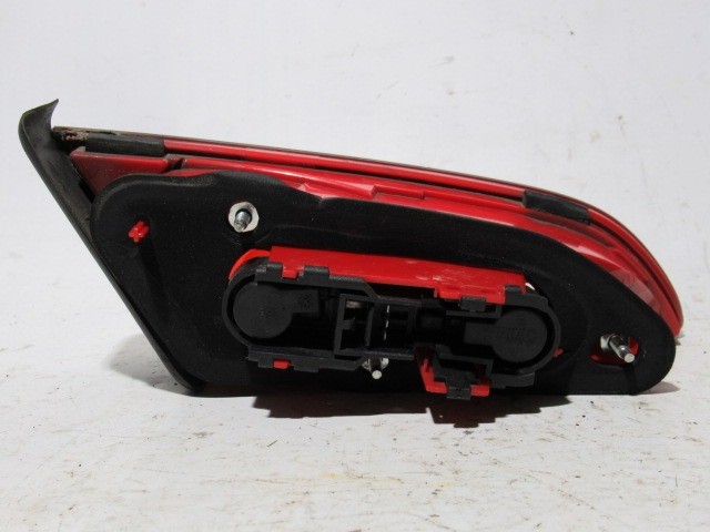 Alfa Romeo 159 jobb hátsó belső lámpa 60691364