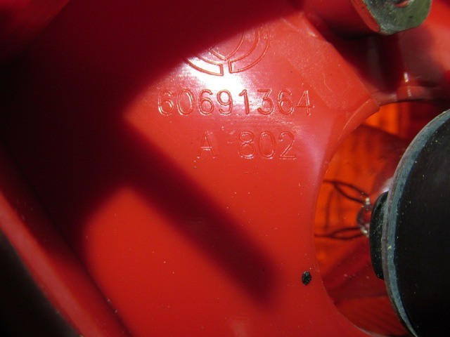 Alfa Romeo 159 jobb hátsó belső lámpa 60691364