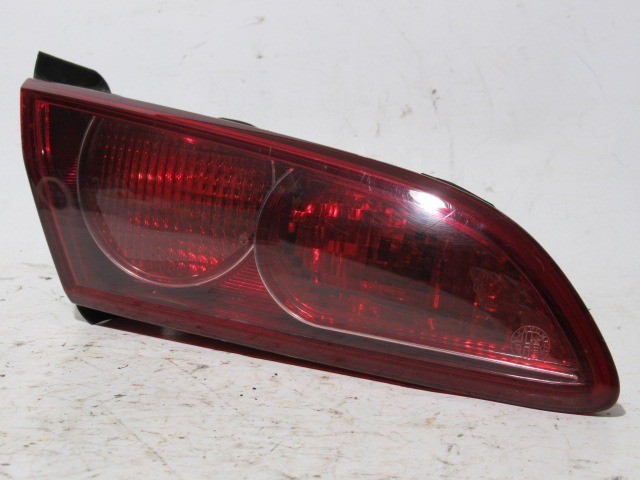 Alfa Romeo 159 bal hátsó belső lámpa 50504822