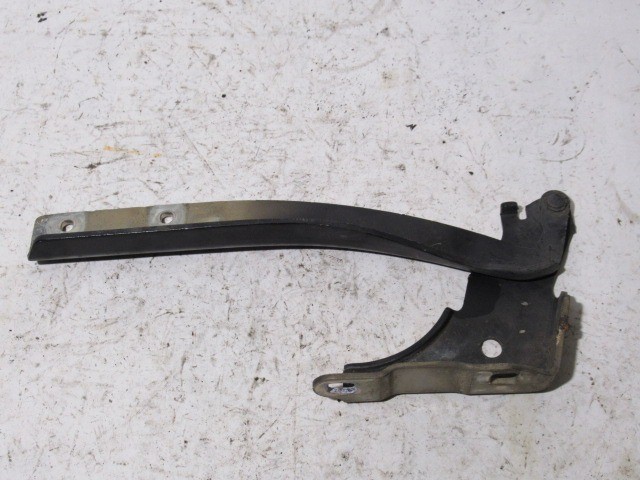 109672 Fiat Punto jobb oldali motorháztető zsanér 51761348