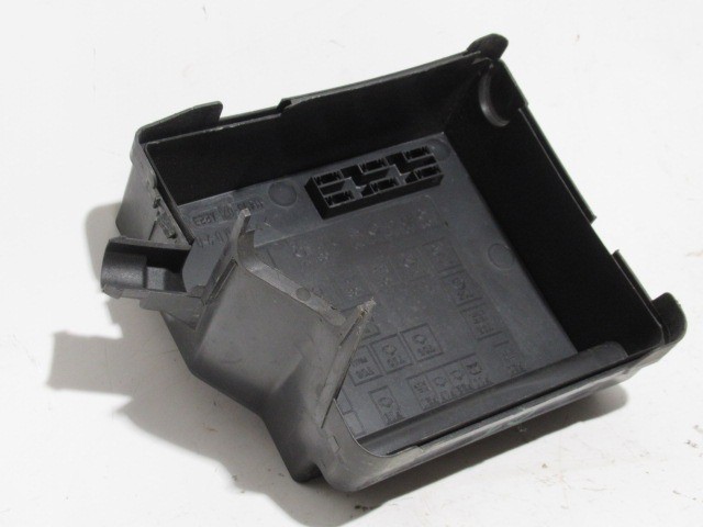 Alfa Romeo 147, Gt biztosíték tábla fedél 46558750