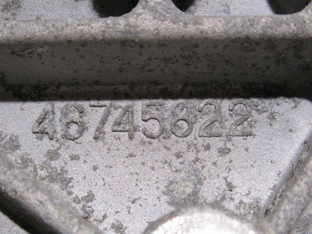 Fiat Stilo 1,8 16v benzin, 1,9 8v Diesel váltótartó alubak 46745822