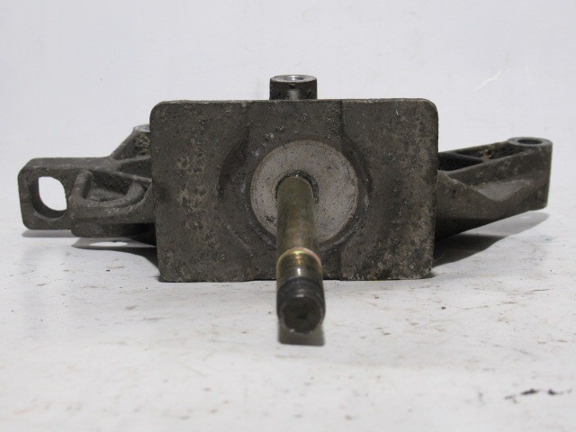 Fiat Stilo 1,8 16v benzin, 1,9 8v Diesel váltótartó alubak 46745822