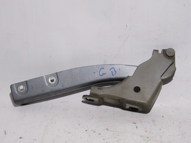 Fiat Punto ezüst színű, bal oldali motorháztető zsanér 51761347