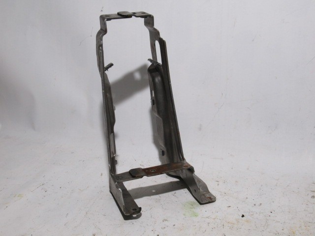 Fiat Bravo 2008-2014 könyöklő tartó vas 51881694