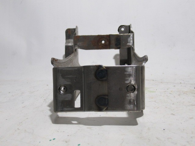 Fiat Bravo 2008-2014 könyöklő tartó vas 51881694