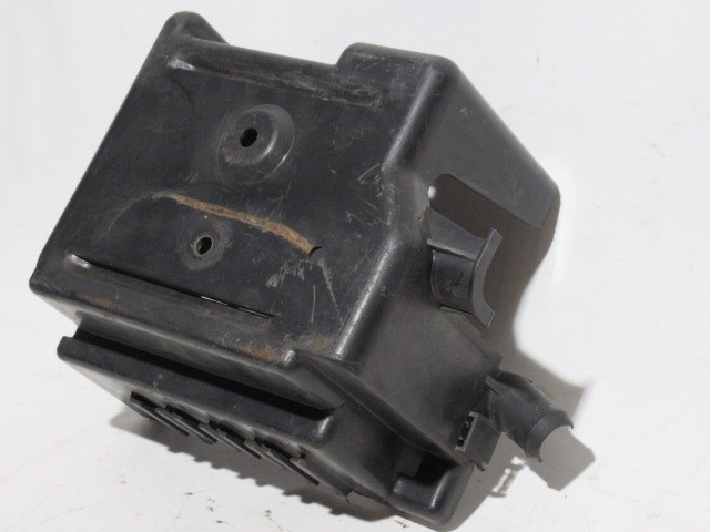 Alfa Romeo 147, Gt külső biztosítéktábla ház alsórésze 46558749