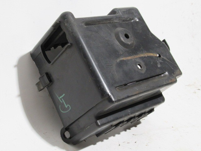 Alfa Romeo 147, Gt külső biztosítéktábla ház alsórésze 46558749