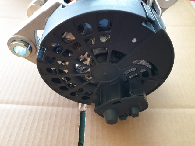 Alfa Romeo 147, 156 1,9 JTD utángyártott új generátor 46748352