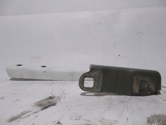 Fiat Linea fehér színű, bal oldali motorháztető zsanér