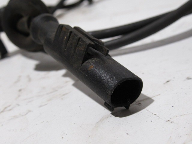 Fiat Stilo első abs jeladó 0265007401