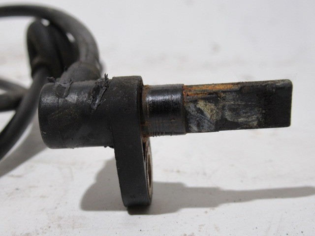 Fiat Stilo első abs jeladó 0265007401