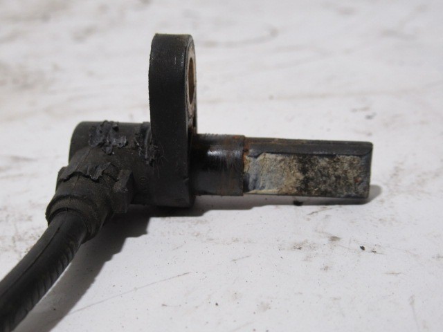 Fiat Stilo első abs jeladó 0265007401