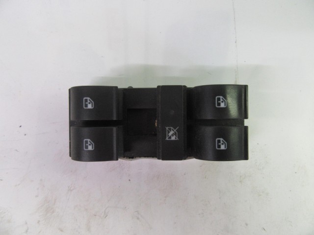 Fiat Bravo II. bal első ablakemelő kapcsoló 4x