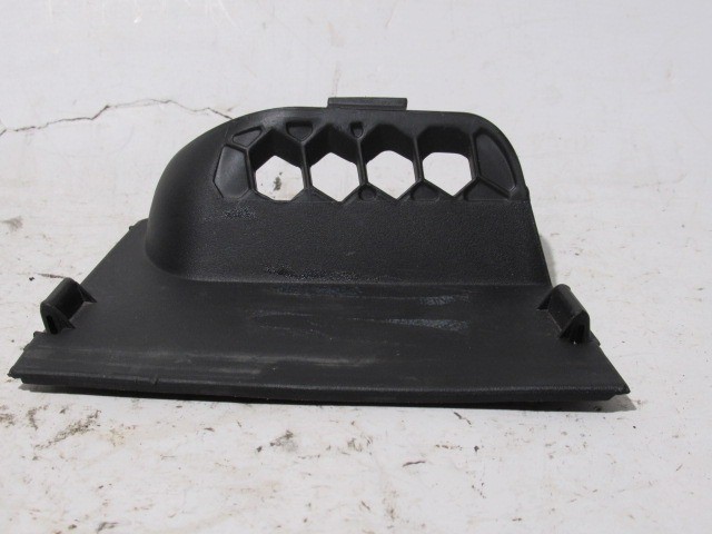 Lancia Delta levél fogó betét 735429692