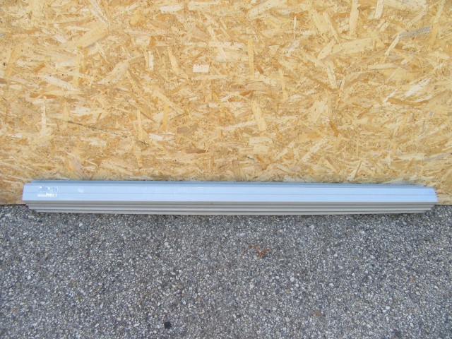 Alfa Romeo 159 utángyártott új, bal oldali küszöb 