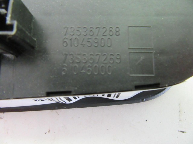 Fiat Grande Punto első, hátsó ködlámpa kapcsoló 735367269