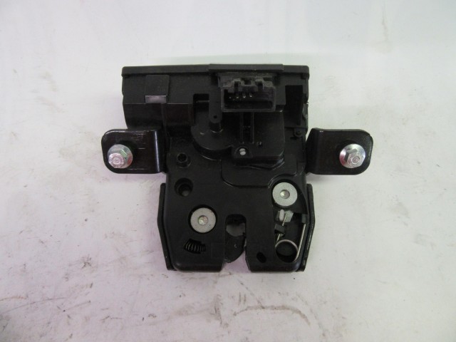 Ford Fiesta csomagtérajtó zár 2008-2013 