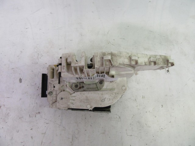 Fiat Freemont jobb hátsó ajtó zár K04589914AD