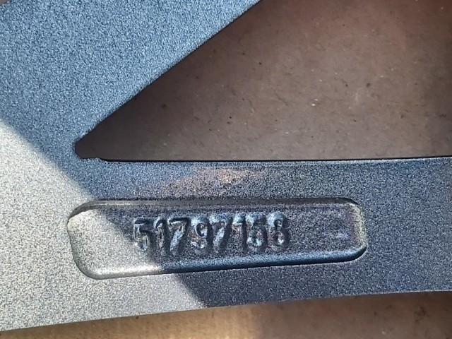 Lancia Gyári új 16