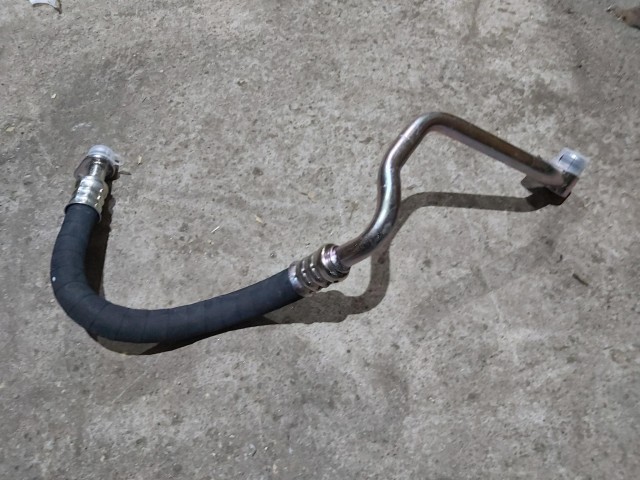 Fiat Stilo 1,9 16v Mjet gyári új olajhűtő cső 51702405