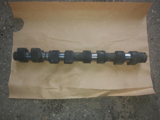 Alfa Romeo gyári új szívó vezérműtengely 60600551