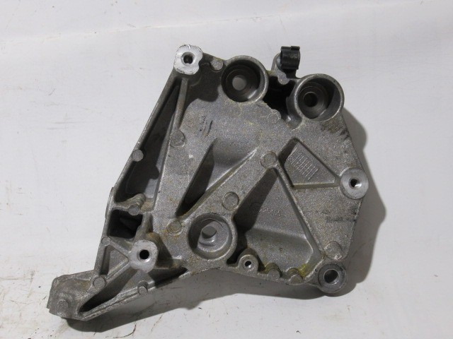 Alfa Romeo Giulietta 55225455 számú tartóbak