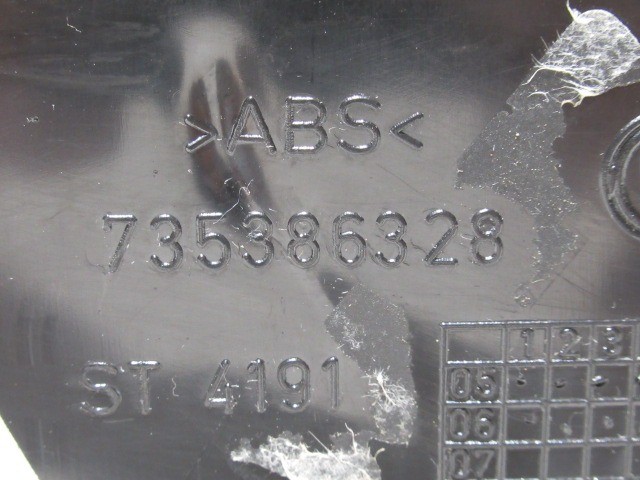 109998 Fiat Grande Punto középső levegő beömlő 735386328