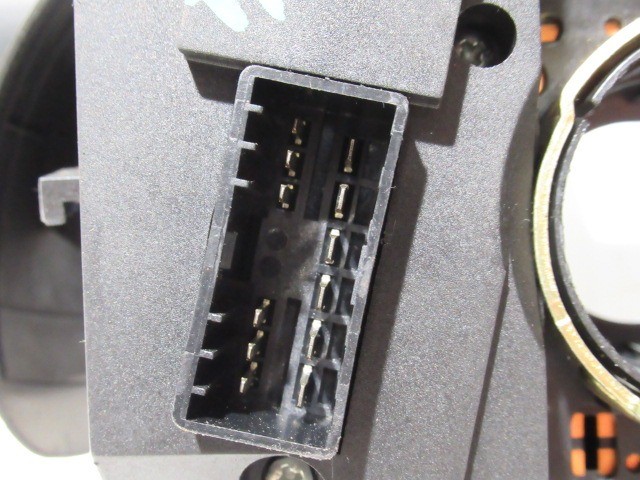 Lancia Thesis 735374518 számú kormánykapcsoló