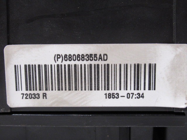 Fiat Freemont belső biztosíték tábla P68068355AD