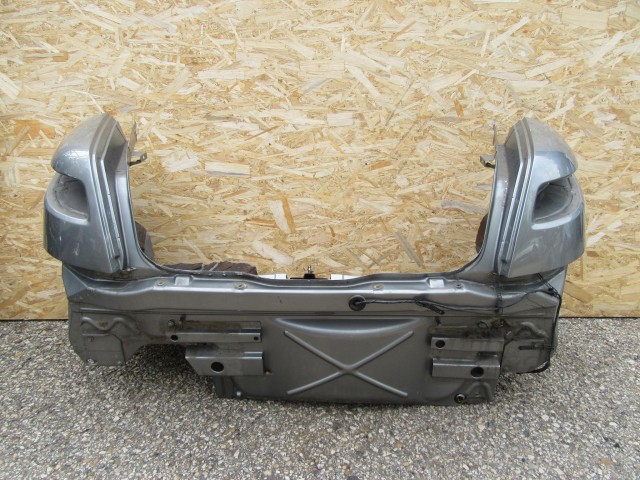 114052 Alfa Romeo Gt hátfal 