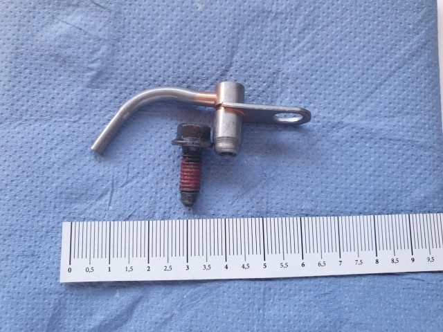 Alfa Romeo, Fiat, Lancia gyári új olajzócső 7744411