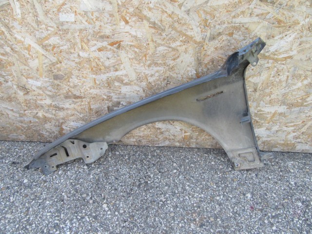 117831 Alfa Romeo 159, Brera, Spider jobb első sárvédő a képen látható sérüléssel 60688211