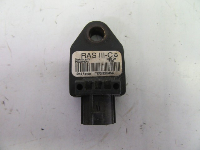 Fiat Freemont ütközés szenzor P56038950AA