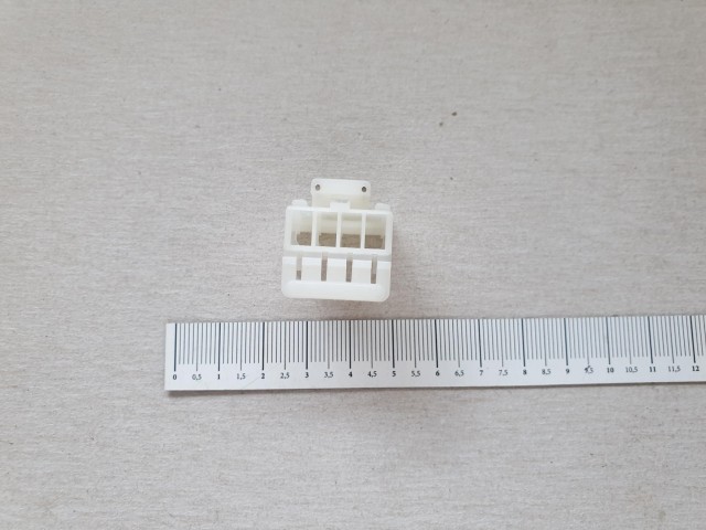 Alfa Romeo, Fiat gyári új hátsó lámpa bekötő csatlakozó 12495980