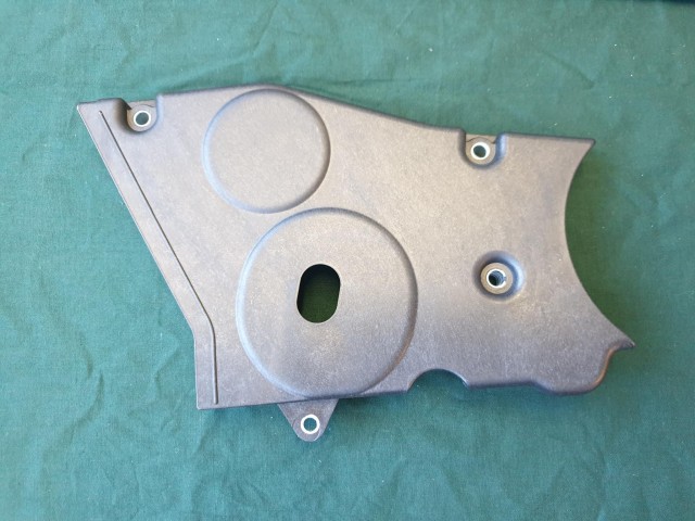 Alfa Romeo, Fiat, Lancia utángyártott új vezérmű burkolat 55190687