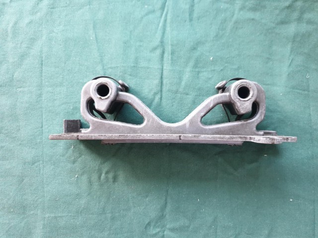 Fiat, Lancia utángyártott új kipufogó felfüggesztő 46830390