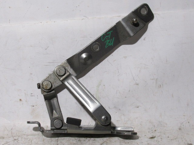 118493 Alfa Romeo Gt ezüst színű, bal oldali csomagtér ajtó zsanér 60680525