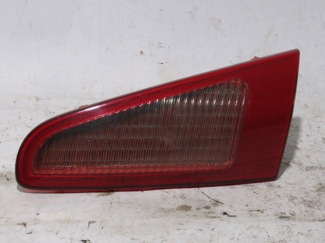 Alfa Romeo 147 FL 2005-2010 jobb hátsó belső lámpa