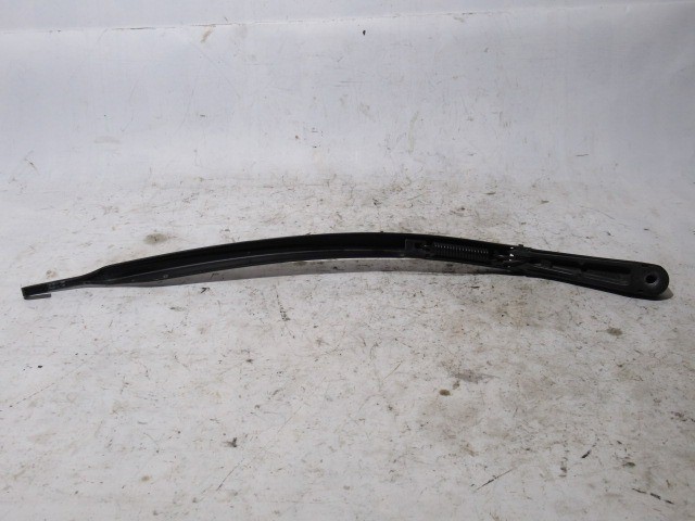 Alfa Romeo 147, Gt jobb első ablaktörlő kar