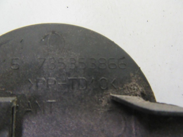 117696 Fiat Multipla Fl 2003-2010 első vonószem takaró 735353866