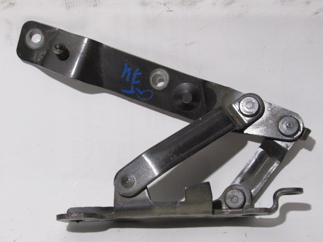 118614 Alfa Romeo Gt 2003-2010 fekete színű jobb oldal csomagtérajtó zsanér 60680524