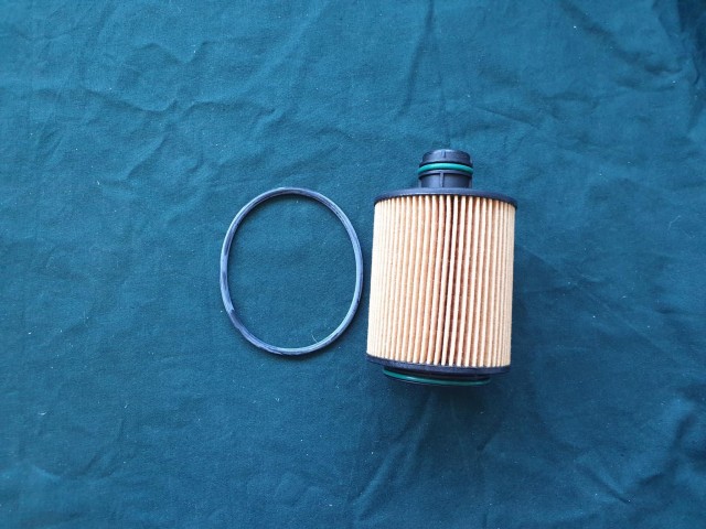 Alfa Romeo, Fiat, Lancia gyári új olajszűrő 71751128