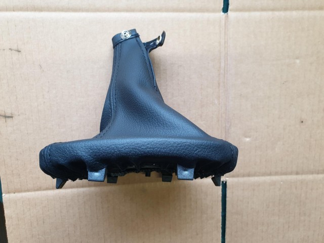 Alfa Romeo MiTo gyári új váltószoknya 156088073