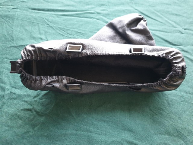 Fiat Stilo 3 ajtós gyári új kézifék szoknya 735297561